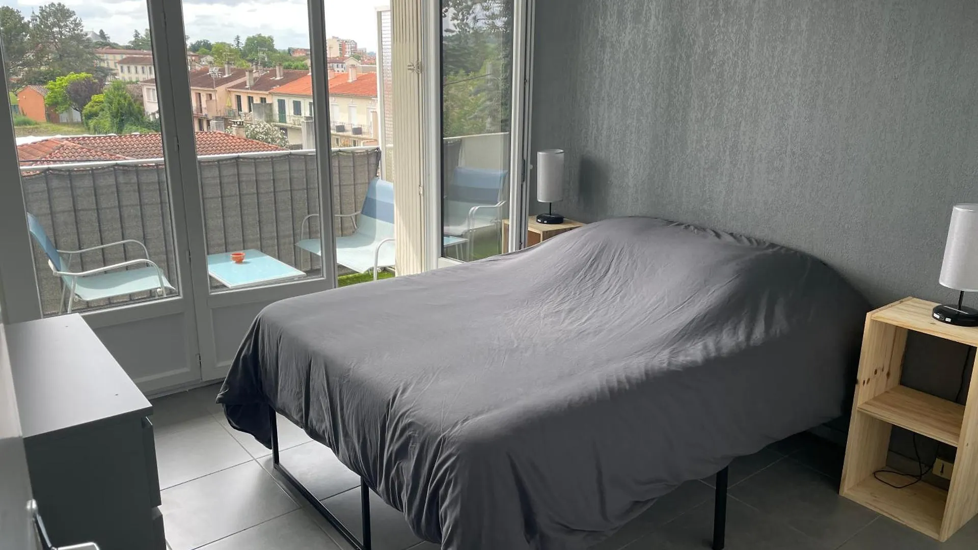 Апартаменты T2 Balcon Parking Climatise Альби